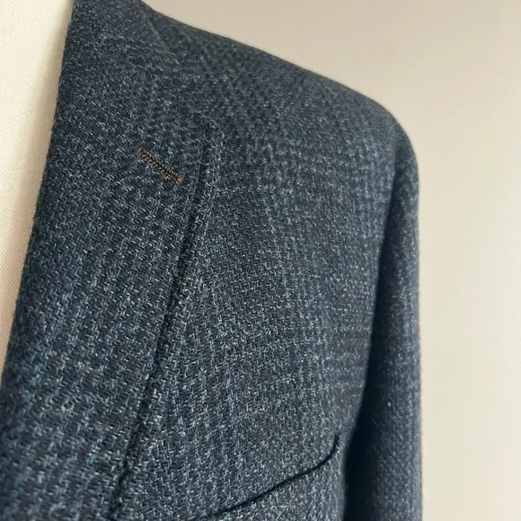 Ivy Trad 3/2 Roll Navy Plaid Wool Sportscoat - Picture 3 of 9
